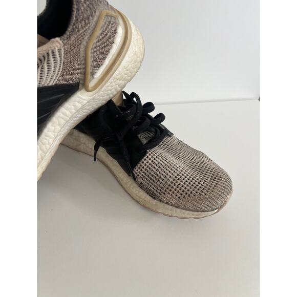 Adidas UltraBoost 19 Raw Sand Core Black Grey Sneaker Shoes Men\'s Size 12.5 main image 7